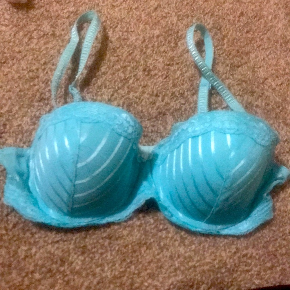 Intimate classics size 36c bra